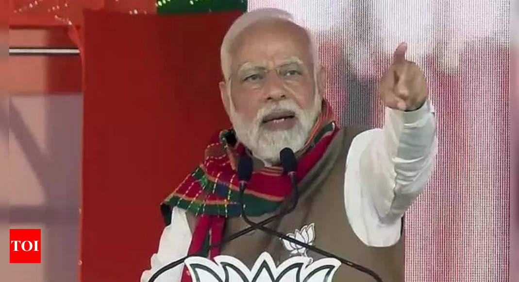 मोदी: सार्वजनिक सेवा देने के लिए बड़े पैमाने पर डिजिटल इंफ्रा पर जोर दिया जा रहा है: पीएम मोदी |  भारत समाचार