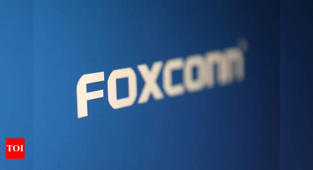 Apple: In shift from China, Apple supplier Foxconn plans over $1.2 billion investment in India