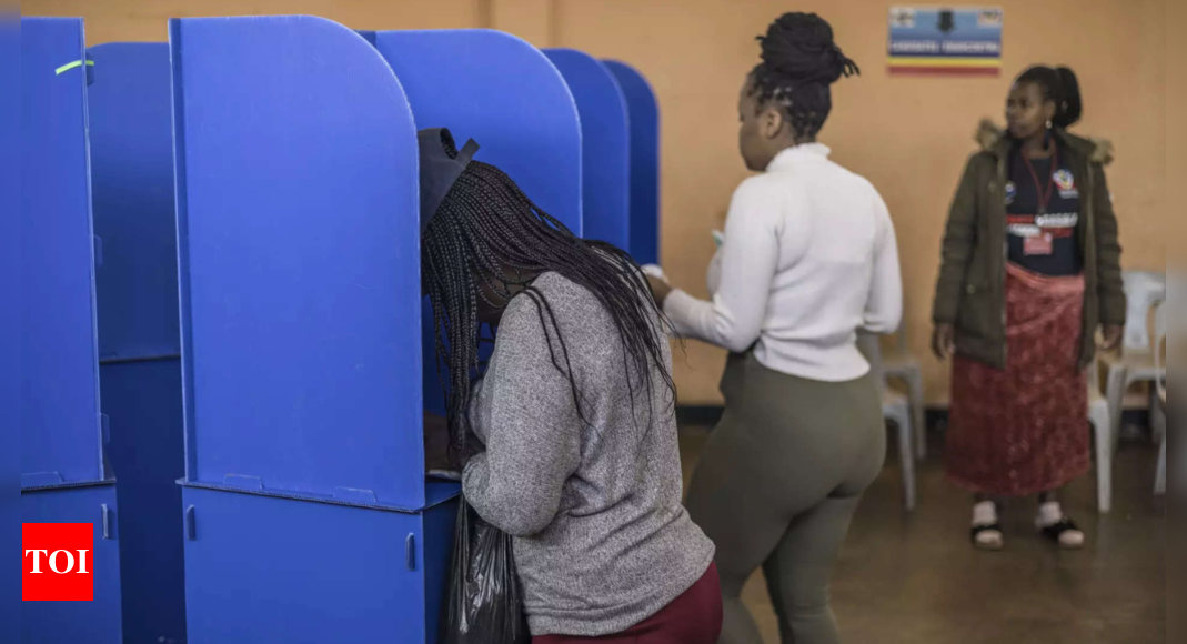 New Zealanders start voting in October 14 general election