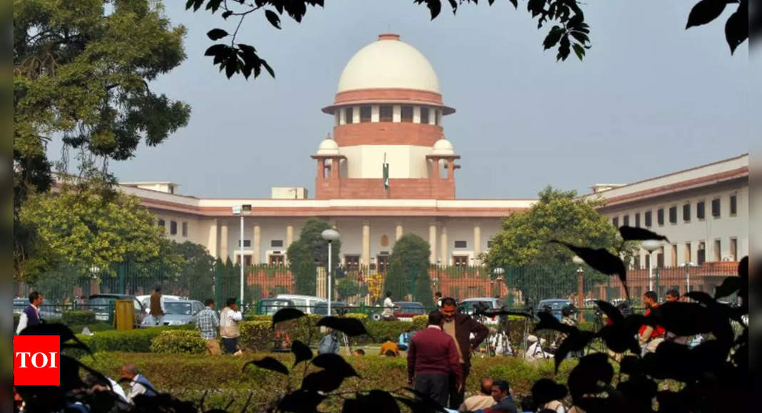 Extrajudicial confession weak piece of evidence, says SC, acquits man in murder case | India News