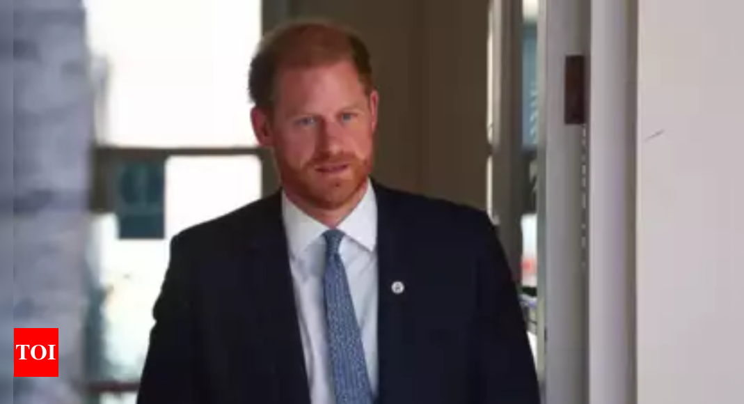 Should Prince Harry be deported from US? What Americans say