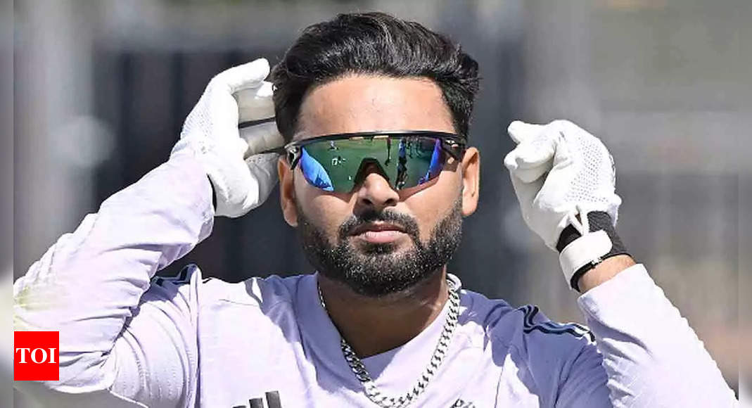 Border-Gavaskar Trophy: 'Mahaul banana padega...': Rishabh Pant cheers up India teammates during Perth Test against Australia | Cricket News